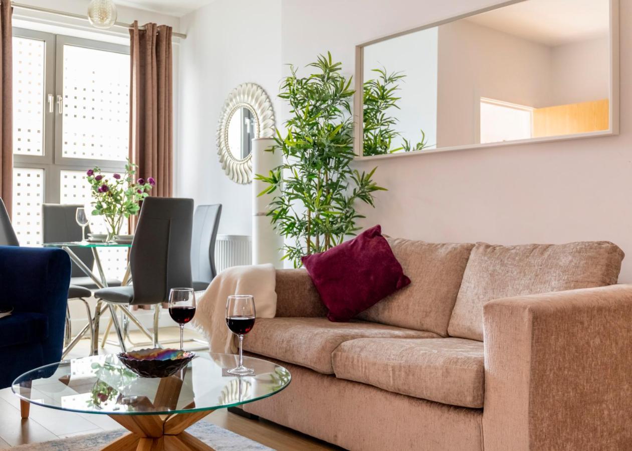 1 Bed Apartment - Redhill Central, Surrey, Gatwick #3 Dış mekan fotoğraf
