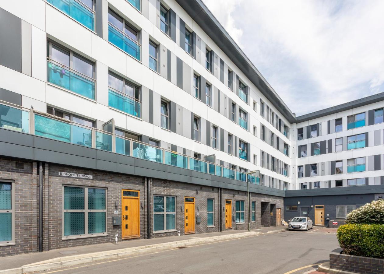 1 Bed Apartment - Redhill Central, Surrey, Gatwick #3 Dış mekan fotoğraf